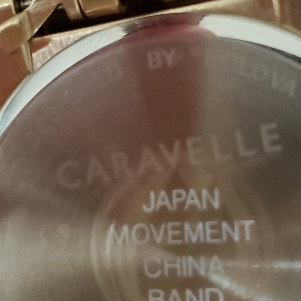 CARAVELLE BY BULOVA RETRO GOLD DIAMOND WATCH - Picture 10 of 10